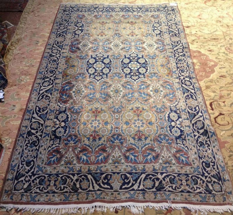 A Persia Kirman rug early 20th century.  - Auction Time Auction 10-2014 - Cambi Casa d'Aste