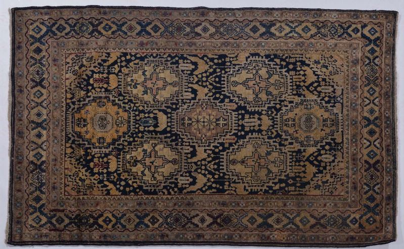 Tappeto Sud-Persia Fars, XX secolo  - Asta Arredi e Oggetti d'Arte da Importanti Collezioni Private - Cambi Casa d'Aste