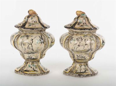 Due Vasi Levantini in Maiolica, XIX Secolo