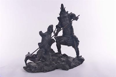 Scultura in Bronzo Raffigurante Lotta di Samurai e Felino