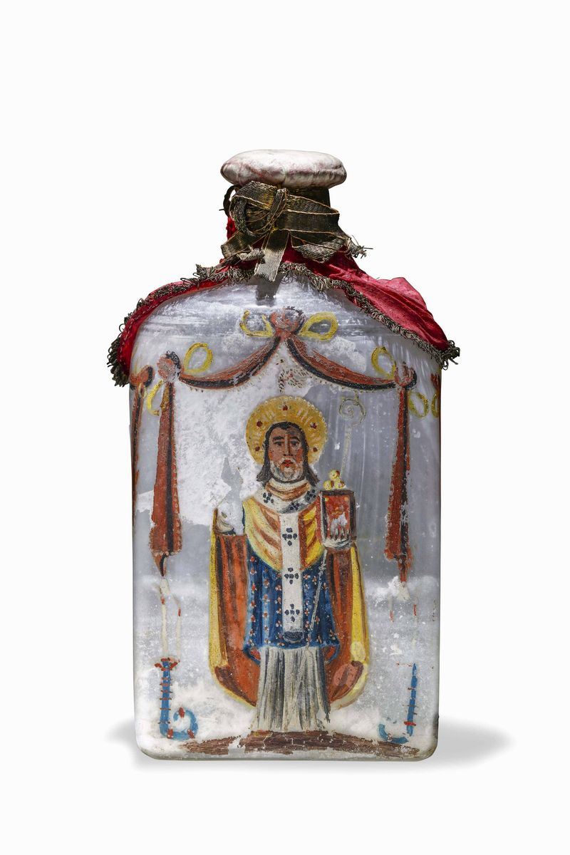 Bottiglia per la manna in vetro soffiato incolore a sezione rettangolare con tappo. Italia XVIII secolo  - Asta Out of the Ordinary - Cambi Casa d'Aste