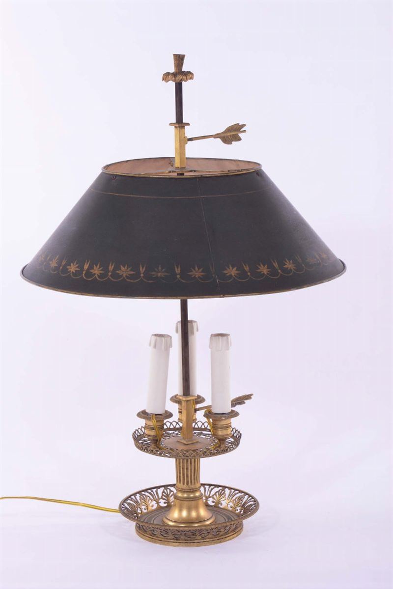 Lampada bouillote in stile Carlo X in bronzo dorato, fine XIX secolo  - Asta Antiquariato e Dipinti Antichi - Cambi Casa d'Aste