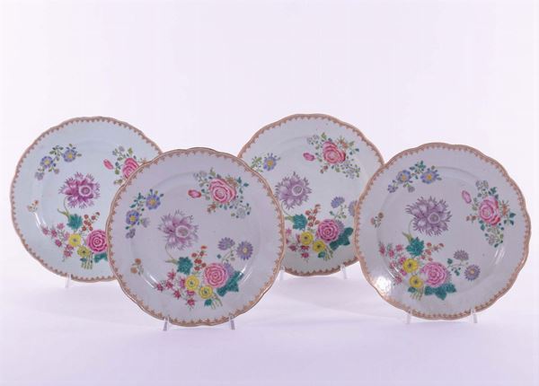 Quatto piatti con decoro floreale, Cina fine XVIII secolo