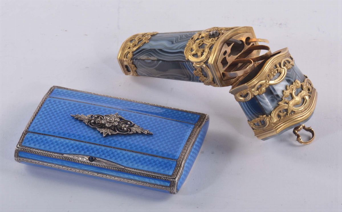 Due Scatolette Diverse in Argento, Smalti e Pietre Dure