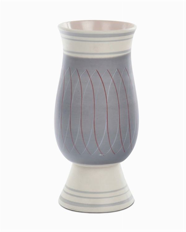 Alfred Read Burgess - Poole Pottery Ltd - Freeform Vase purple mod. 704 PR.P