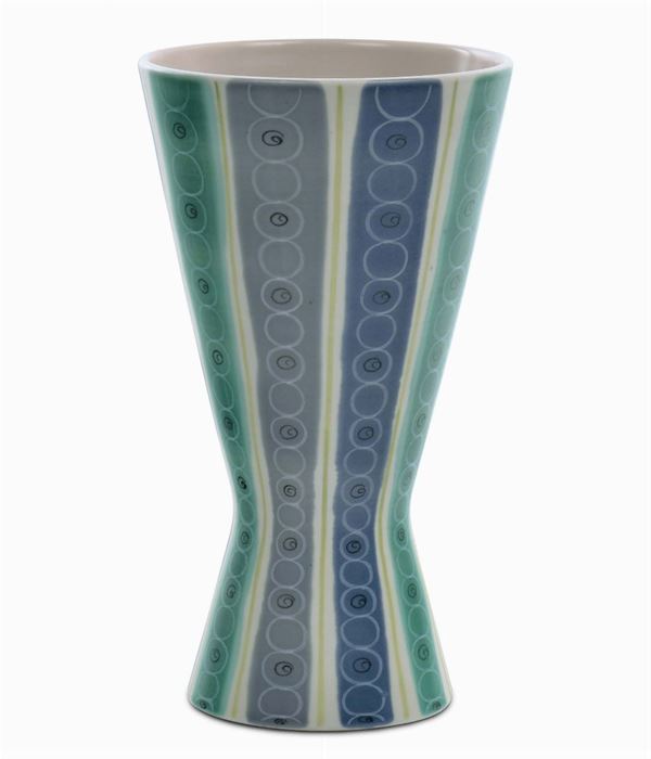 Alfred Read Burgess - Poole Pottery Ltd.- Freeform Vase mod. 715/P.LT.