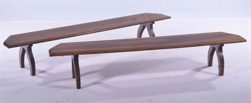 Coppia di panchette in noce  - Asta Asta OnLine 09-2012 - Cambi Casa d'Aste