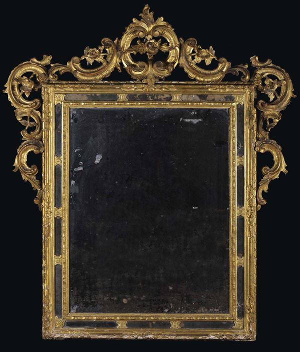 Specchiera Luigi XIV in legno intagliato e dorato