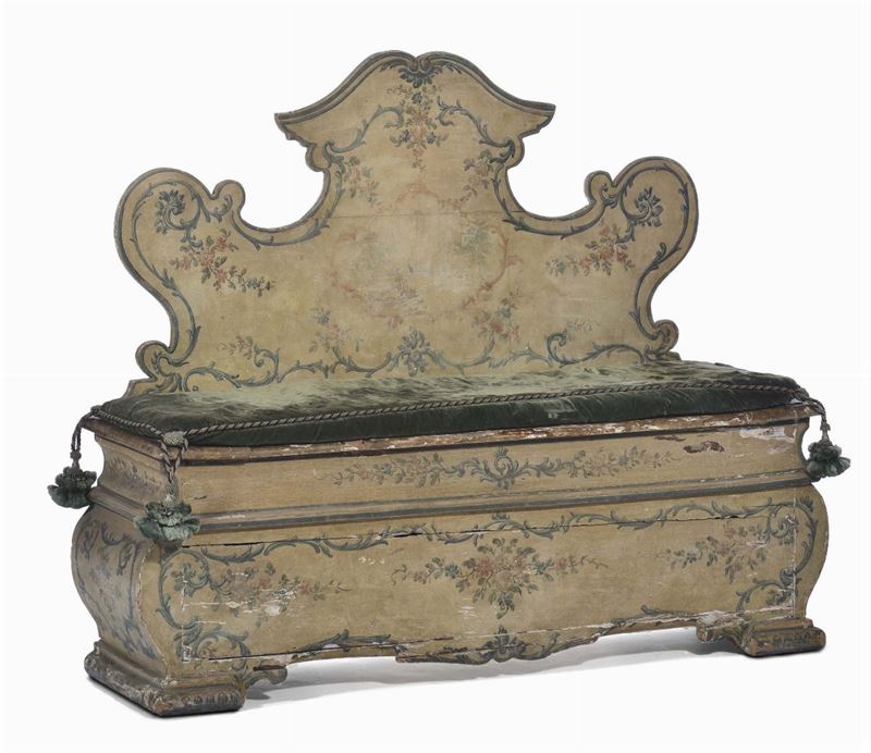 Cassapanca laccata in stile Luigi XV, XIX secolo  - Auction Antiques and Old Masters - Cambi Casa d'Aste