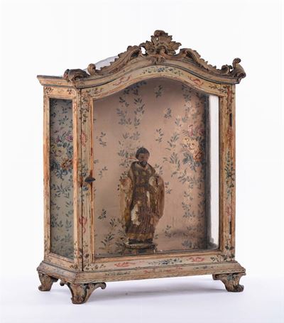 Piccola Teca in Legno Laccato Contenente Statuina di Santo