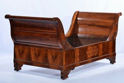 Letto a Barca in Legno Intagliato