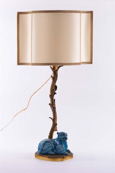 Lampada da Tavolo con Tigre in Porcellana con Montatura in Bronzo Dorato