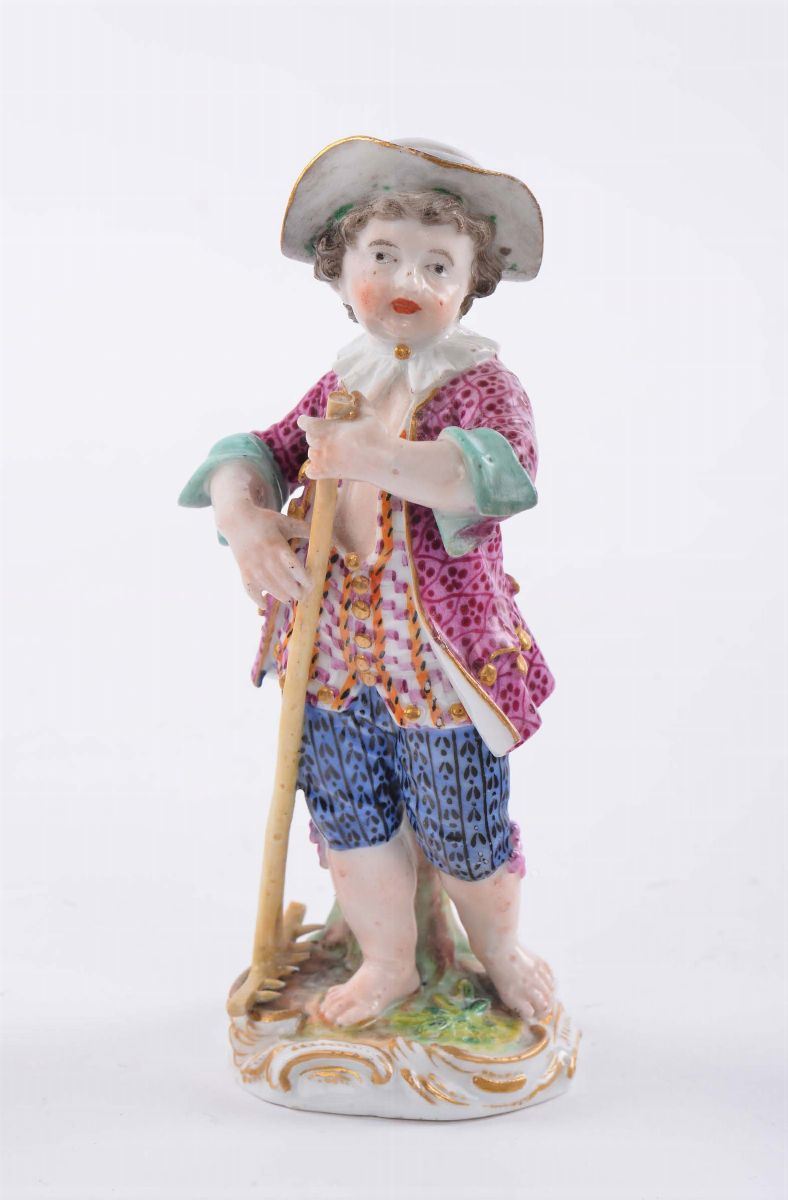Statuina in porcellana raffigurante figura maschile con rastrello, Meissen XIX secolo  - Auction Antiques and Old Masters - Cambi Casa d'Aste