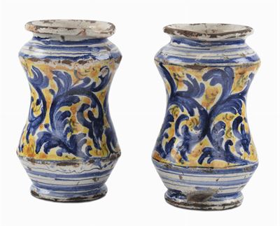 Coppia di Piccoli Albarelli in Maiolica, Caltagirone XVIII Secolo
