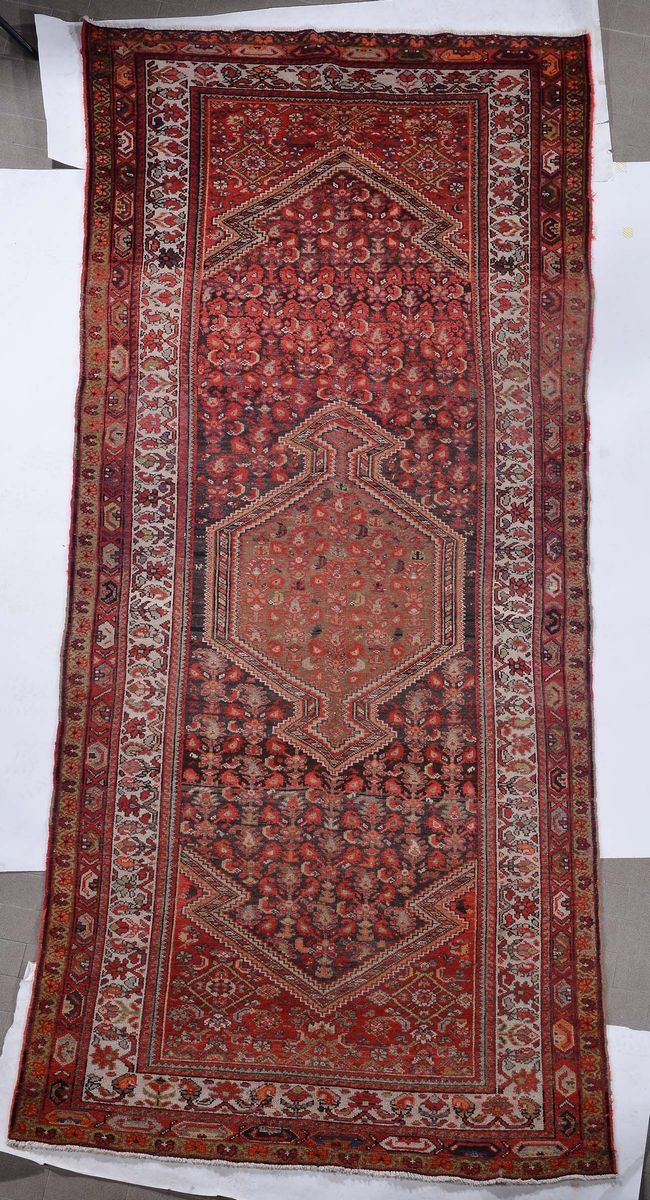 A Persia Malayer kelley end 19th early 20th century. Good condition.  - Auction Furnishings and Works of Art from Important Private Collections - Cambi Casa d'Aste