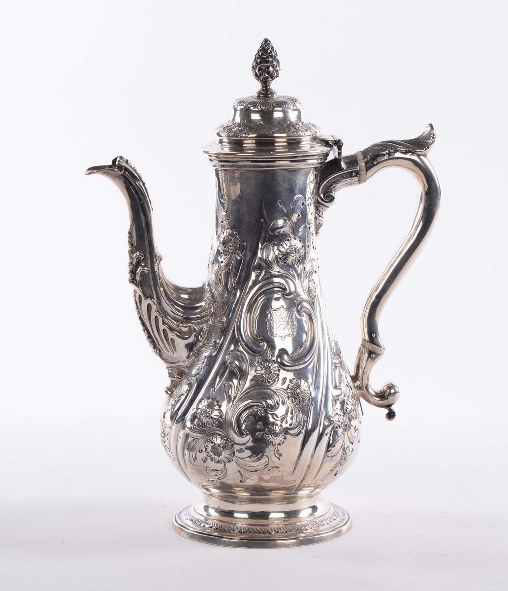 Caffettiera in Argento Sbalzato, Londra 1774