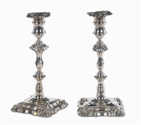 Coppia di candelieri in argento, Sheffield 1827