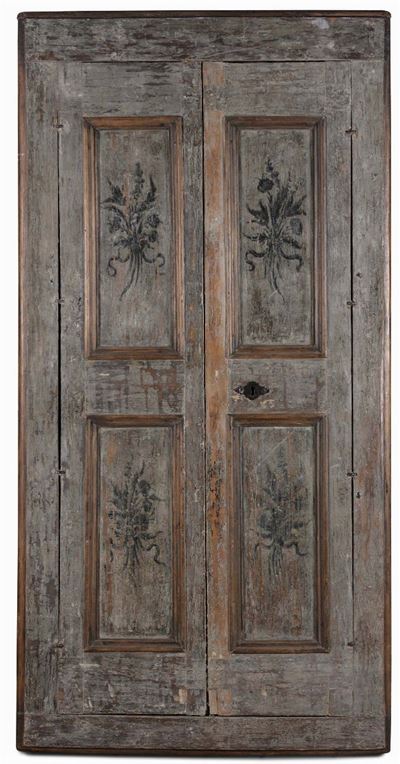Stipo a Muro Laccato e Dipinto con Fiori, XVIII Secolo