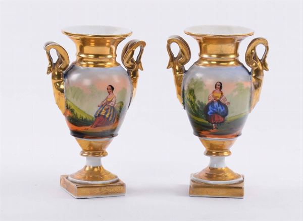 Coppia di vasetti Impero in porcellana, XIX secolo