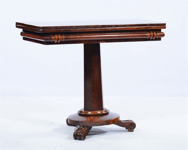 Tavolino da gioco con piano a libro, XIX secolo  - Auction OnLine Auction 7-2013 - Cambi Casa d'Aste
