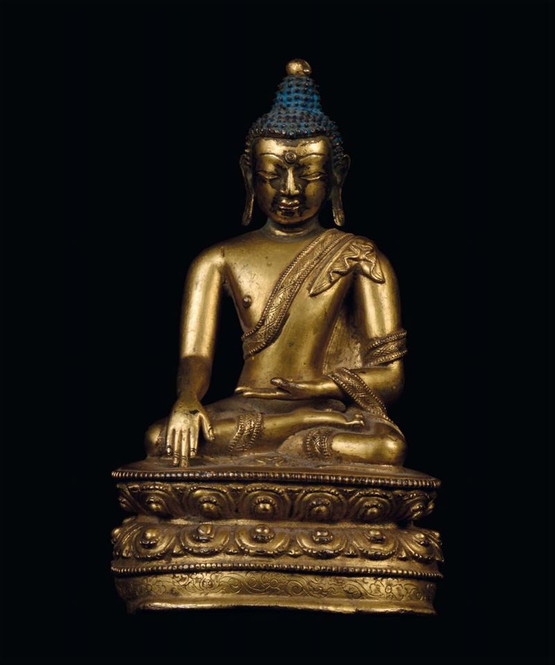 Akshbhya in bronzo dorato, TIbet, XVIII secolo  - Asta Fine Chinese Works of Art - Cambi Casa d'Aste