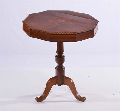 Tavolino Decagonale in Legno Intarsiato, XIX Secolo