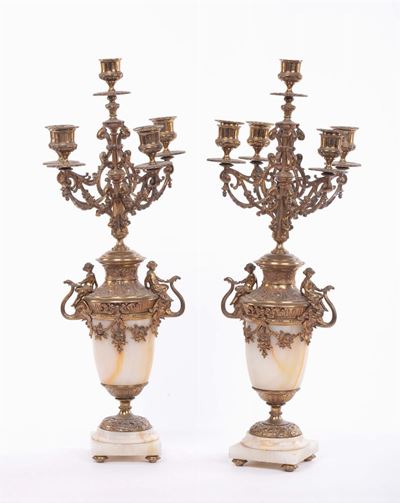 Coppia di Candelieri a Cinque Luci in Bronzo Dorato