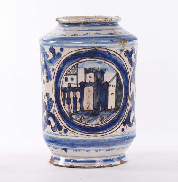 Grande albarello in maiolica a decoro bianco e blu, Sicilia XVII secolo