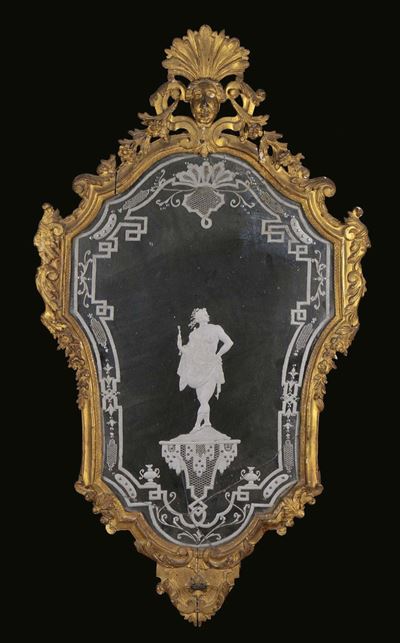 Coppia di Specchierine in Legno Intagliato e Dorato, XVIII Secolo