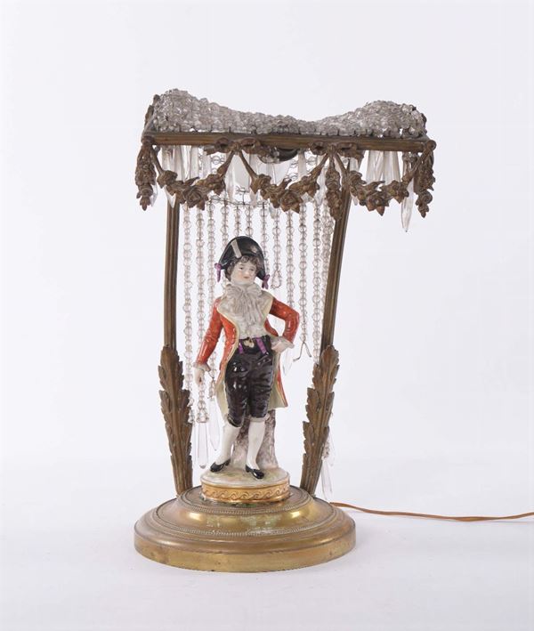 Lampada da tavolo con figura di Napoleone I in porcellana
