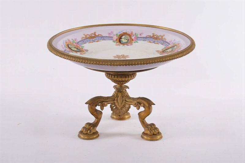 Alzata di in bronzo dorato e porcellana di Severs  - Auction Antiques and Old Masters - Cambi Casa d'Aste