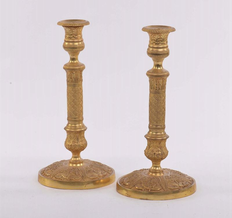 Coppia candelieri bronzo dorato  - Auction Antiques and Old Masters - Cambi Casa d'Aste