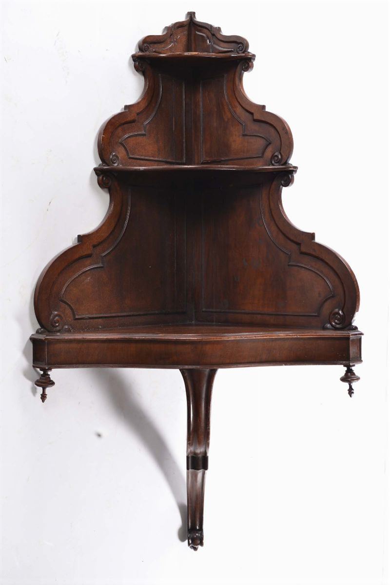 Due angolari pensili a due ripiani  - Auction Antiques and Old Masters - Cambi Casa d'Aste