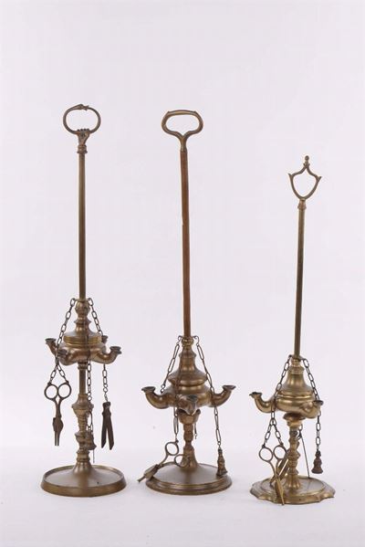 Tre Lampade Fiorentine Diverse in Ottone