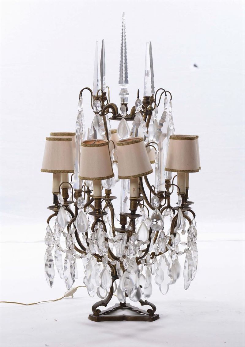 Grande girandole in bronzo e cristalli a otto luci  - Auction Antiques and Old Masters - Cambi Casa d'Aste