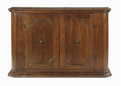 Credenza in Noce a Due Ante Pannellate, XVIII-XIX Secolo