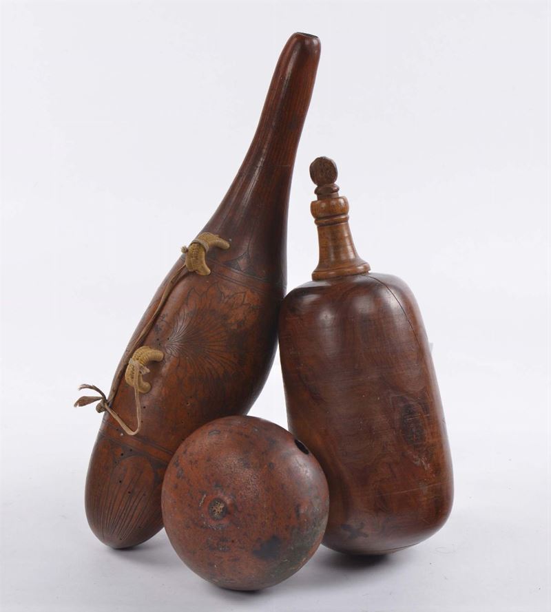 Lotto di tre portapolvere differenti  - Auction Antiques and Old Masters - Cambi Casa d'Aste