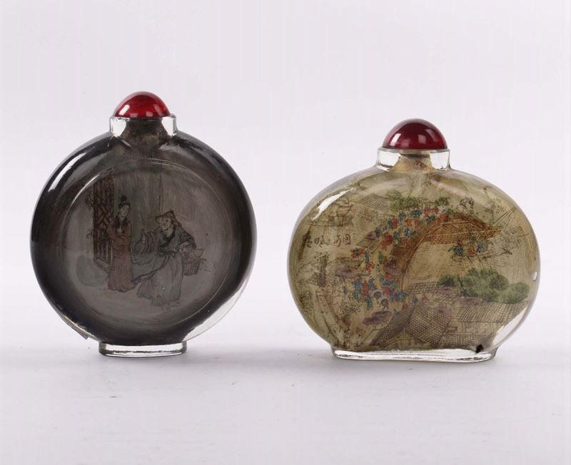 Lotto composto da due grandi snuff bottle  - Auction Antiques and Old Masters - Cambi Casa d'Aste