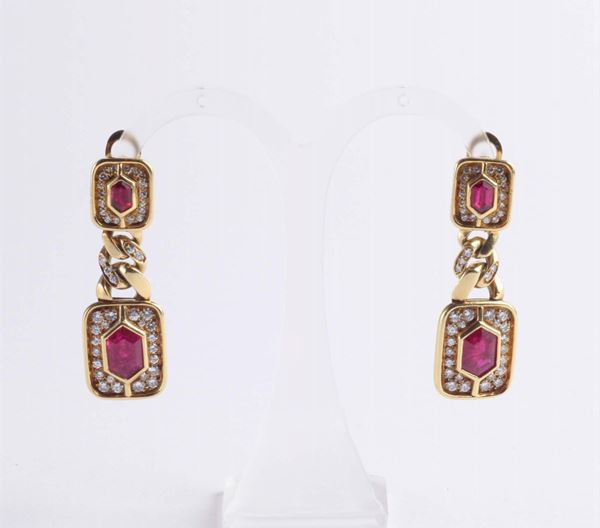 Bulgari, orecchini con rubini e diamanti. Anni '70-'80