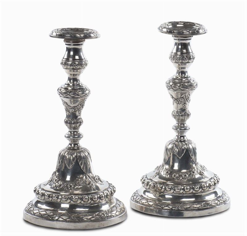 Coppia di candelieri Luigi XVI in argento, Genova 1784  - Asta Antiquariato e Dipinti Antichi - Cambi Casa d'Aste