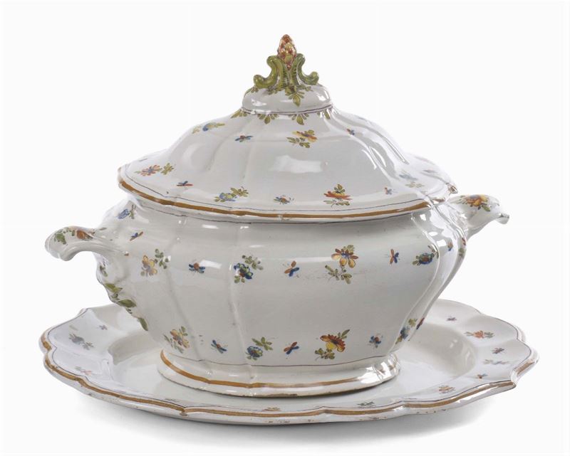 Zuppiera in maiolica, Marsiglia fine XVIII secolo  - Auction Antiques and Old Masters - Cambi Casa d'Aste