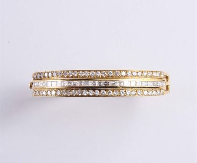 Bracciale Rigido con Diamanti