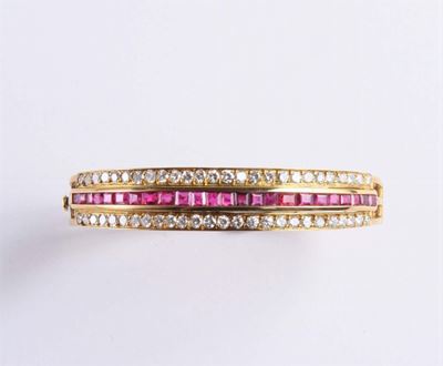 Bracciale Rigido con Rubini e Diamanti