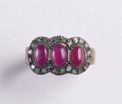 Anello con Rosa di Diamanti (danni)