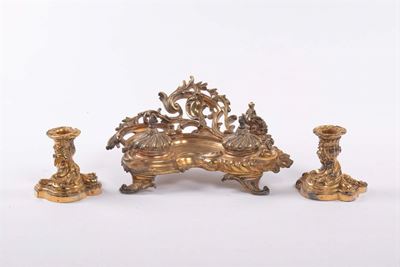 Calamaio e Due Candelieri in Bronzo Dorato