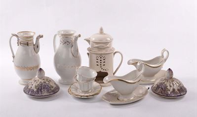 Lotto Oggetti Vari in Ceramica Bianca