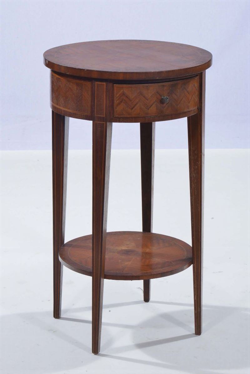 Tavolino rotondo lastronato  - Asta Antiquariato e Dipinti Antichi - Cambi Casa d'Aste