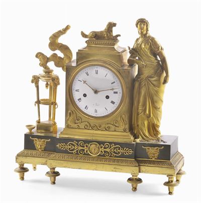 Pendola da Tavolo in Bronzo Dorato, Francia XVIII Secolo