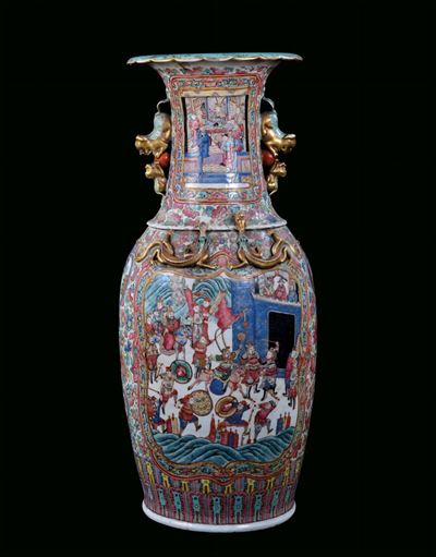 Vaso in Porcellana Famiglia Rosa, Raffigurante Scena di Vita Orientale, Cina, XIX Secolo