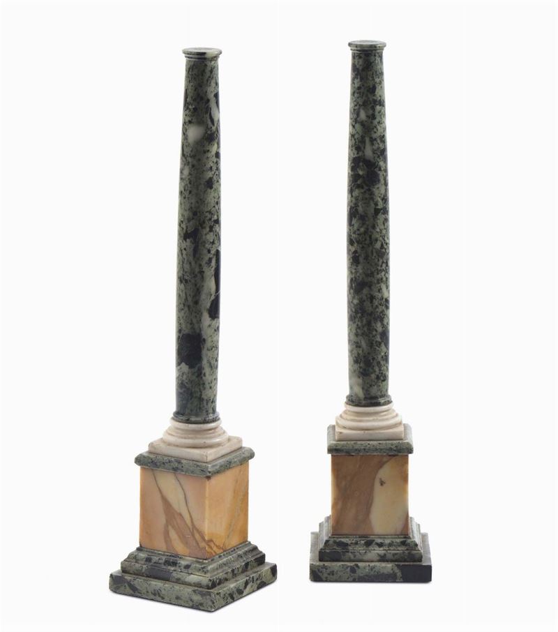 Coppia di obelischi in marmo  - Asta Antiquariato e Dipinti Antichi - Cambi Casa d'Aste